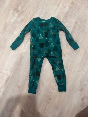 Kids Green Tree-Print Pajama Set